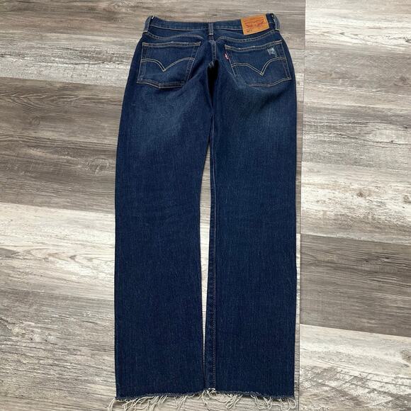 Levis 501 Faded Blue Womens 25x28 Button Fly Frayed Hem Straight Jeans Red Tab - Picture 2 of 13